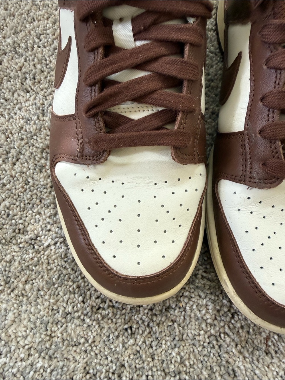 Nike Dunk Shoes - Picture 3 of 8
